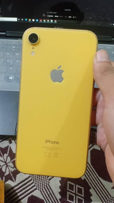 Iphone XR 64 Gb  03236547203