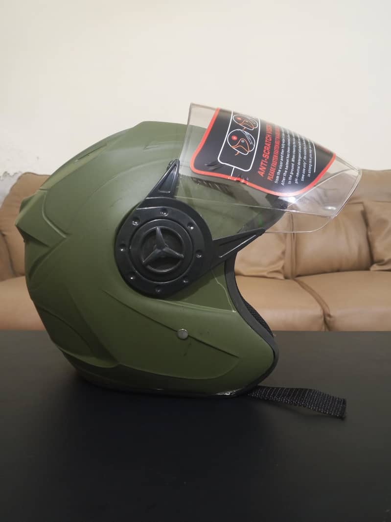ST high quality helmets 0