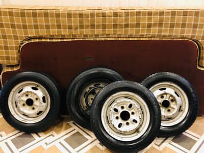 four Rims with tyre 12 size