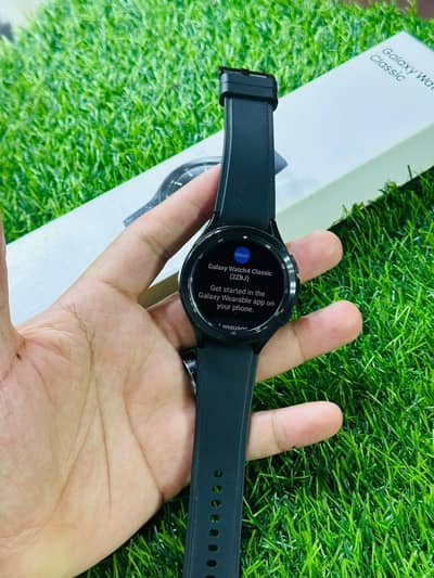 Samsung galaxy  watch 4 classic