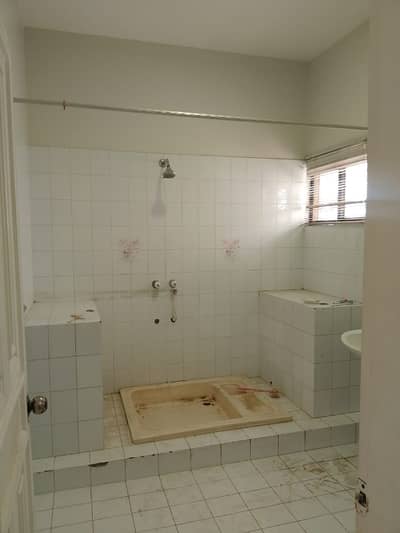 Defence phase 500 Yard bungalow for rent