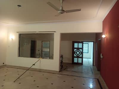 1 Kanal Separate Gate Upper Portion Is Available For Rent In Dha Phase 3 Near McDonalds Y Block