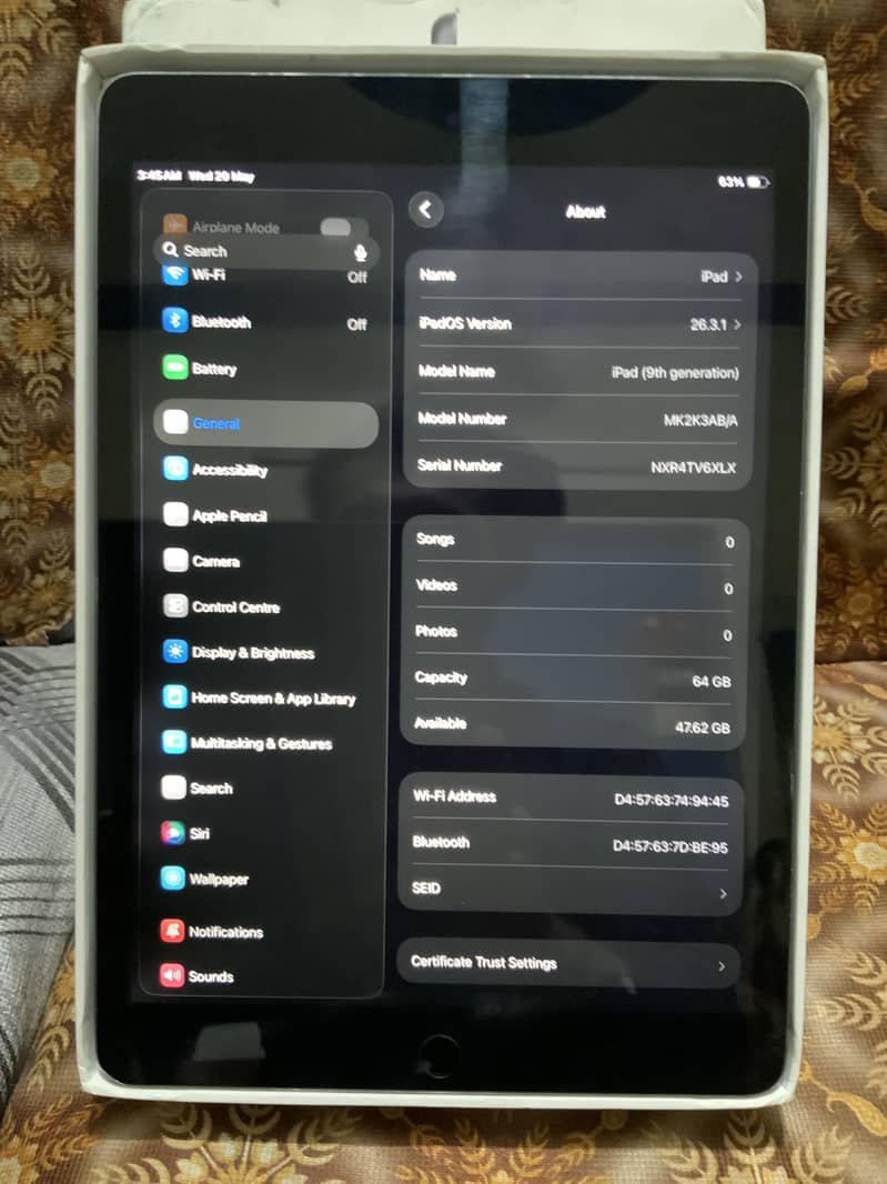 iPad 9 Generation with box 3