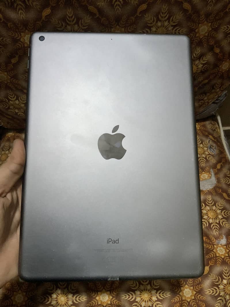 iPad 9 Generation with box 10
