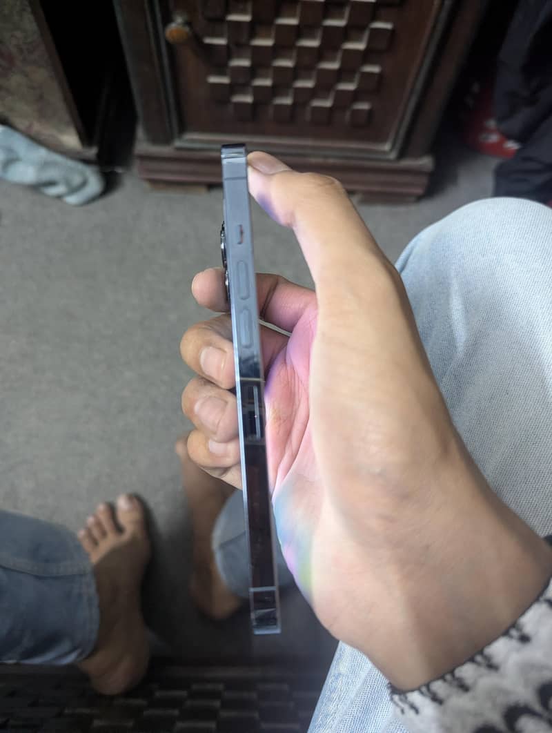 Iphone 13pro 4