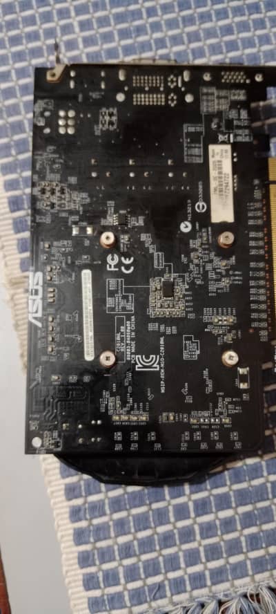 Nvidia  GTX 750 ti fml  2 GB