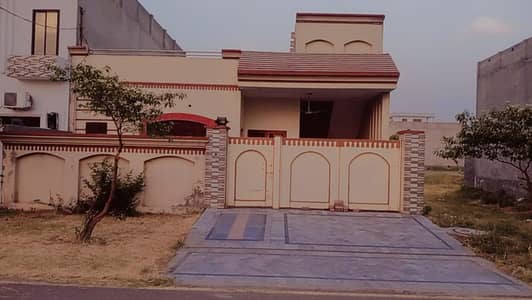 10 Marla house for sale in investing rate