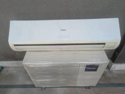 Haier AC 1.5  Ton all okay good condition total /0321/8888/564