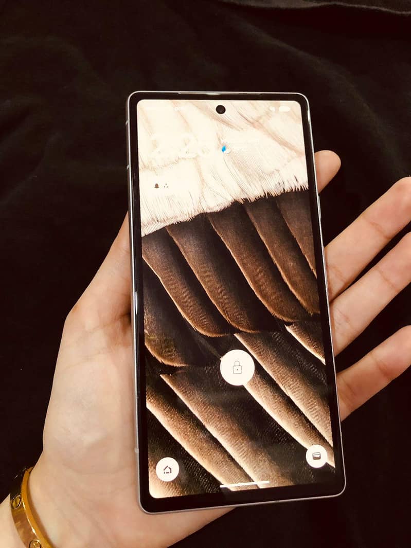 Google pixel 7a Mint condition. 1