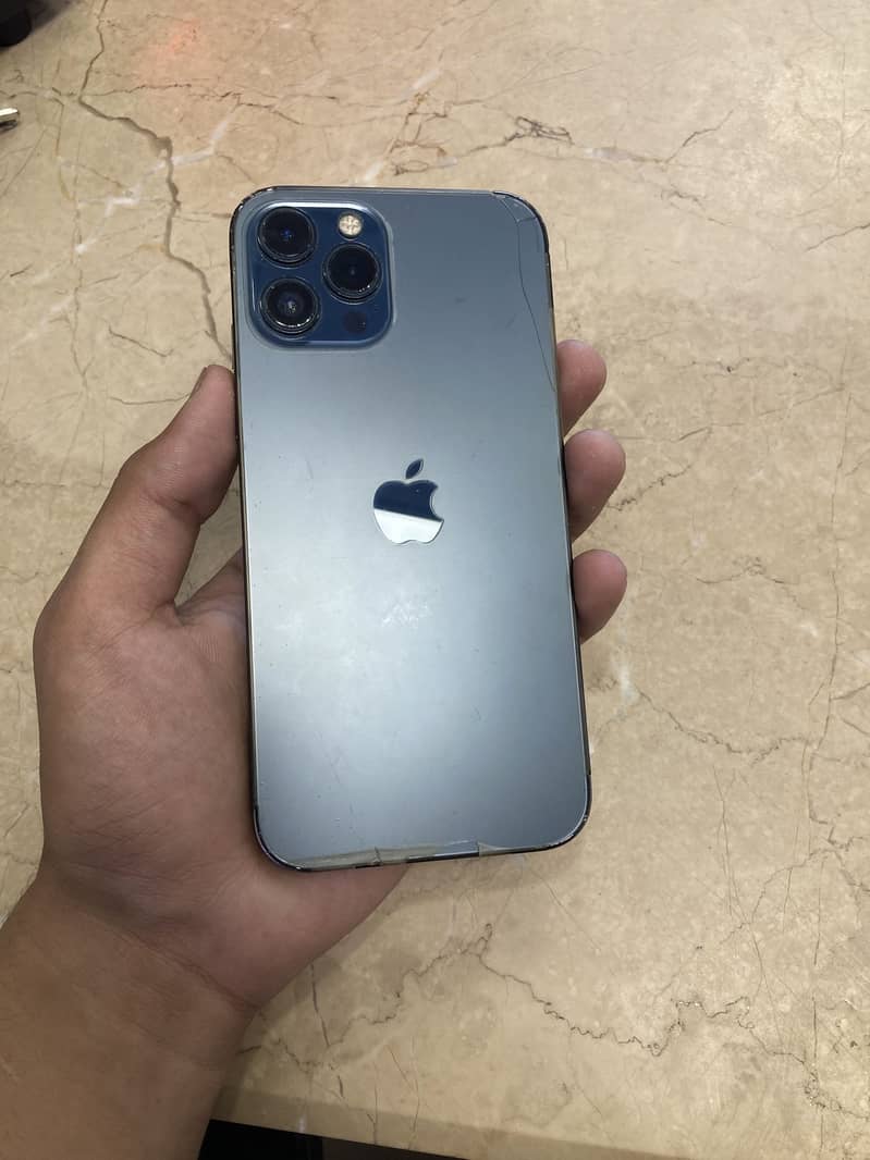 Iphone 12 pro max 4