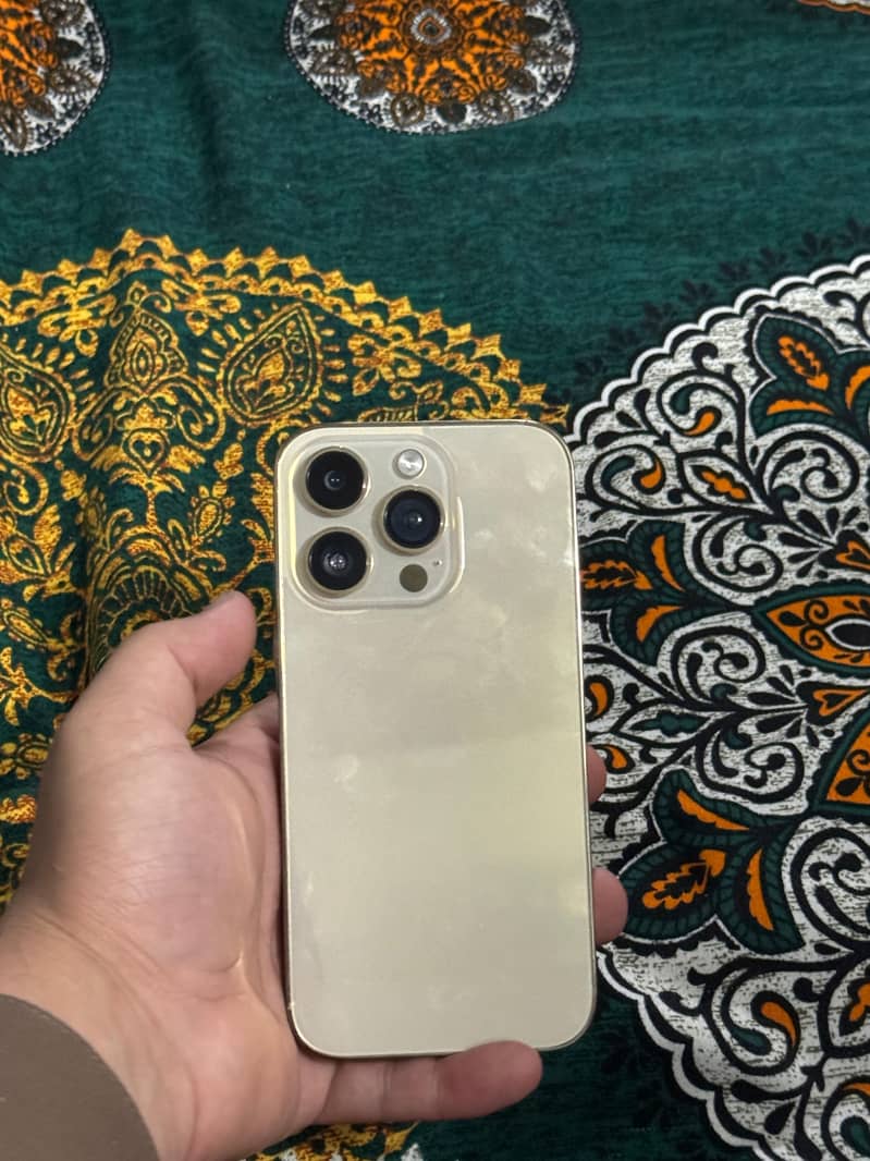 iPhone 14 pro 5