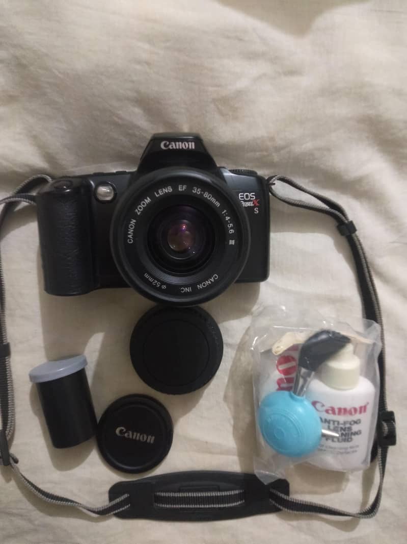 Canon camera EOS. RebelsX. S 2