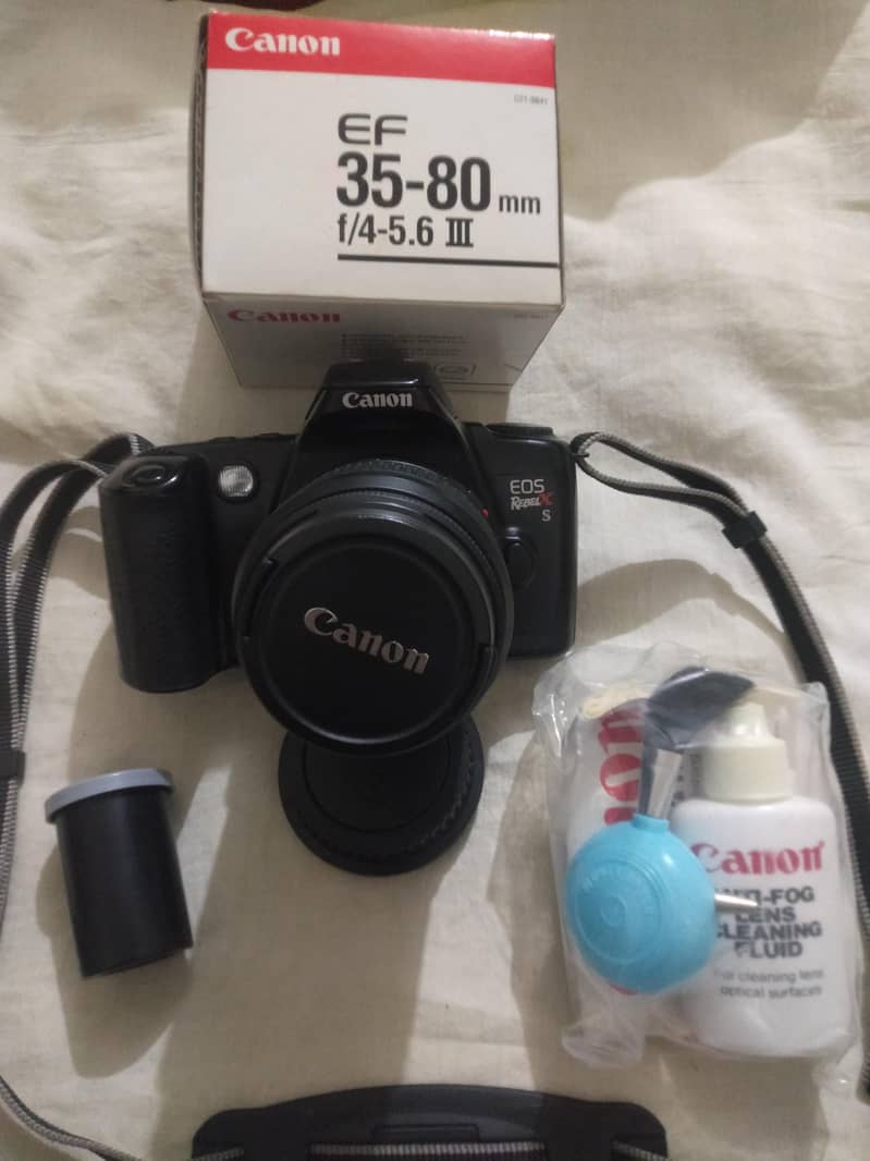 Canon camera EOS. RebelsX. S 3