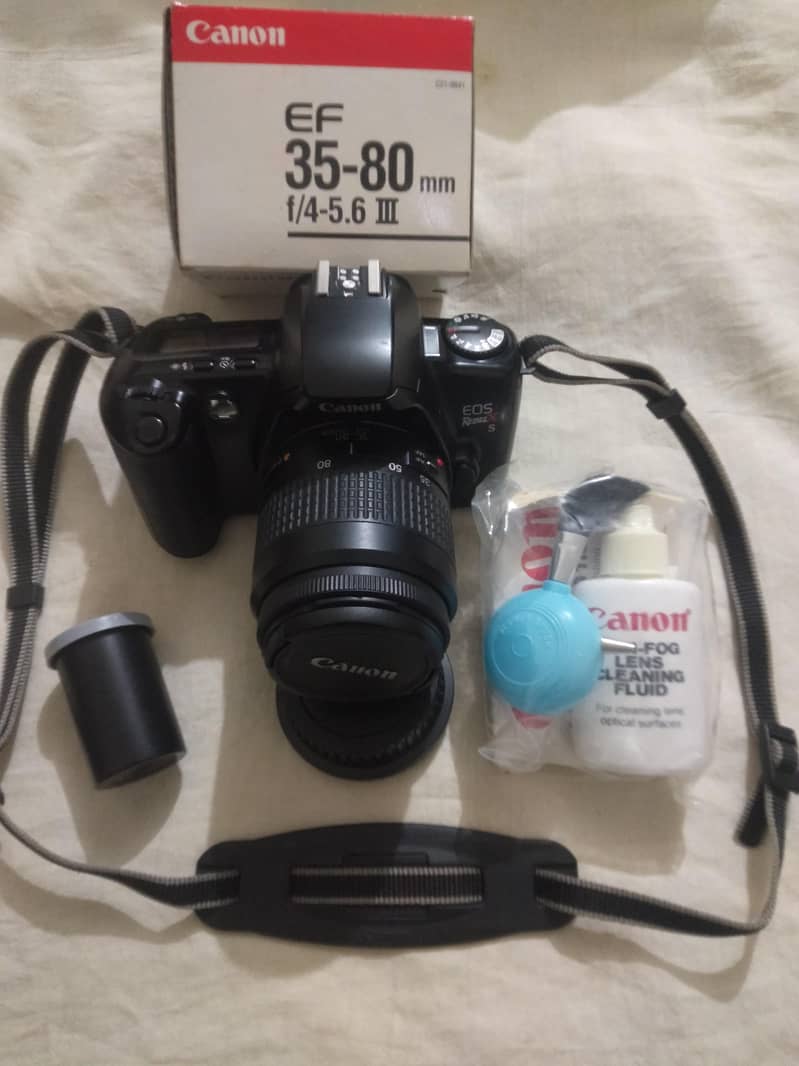 Canon camera EOS. RebelsX. S 4