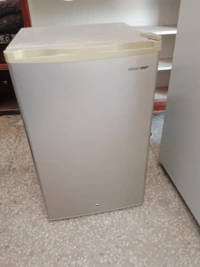 SHARF roo refregertr for sell