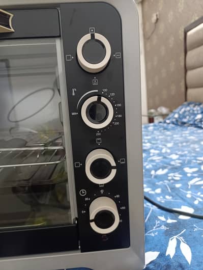 Electric oven toaster