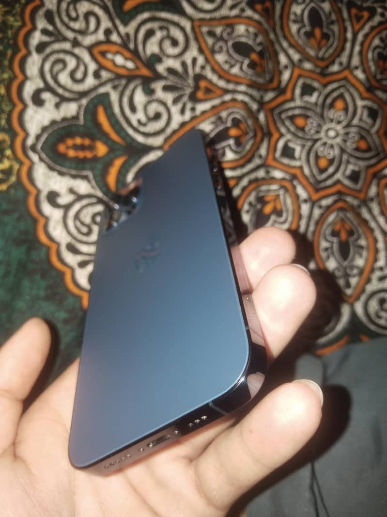 iPhone 12 pro 1