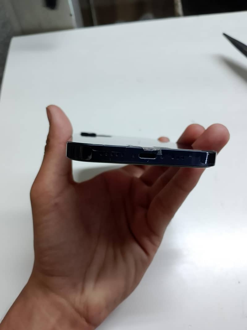 iphone 12 2