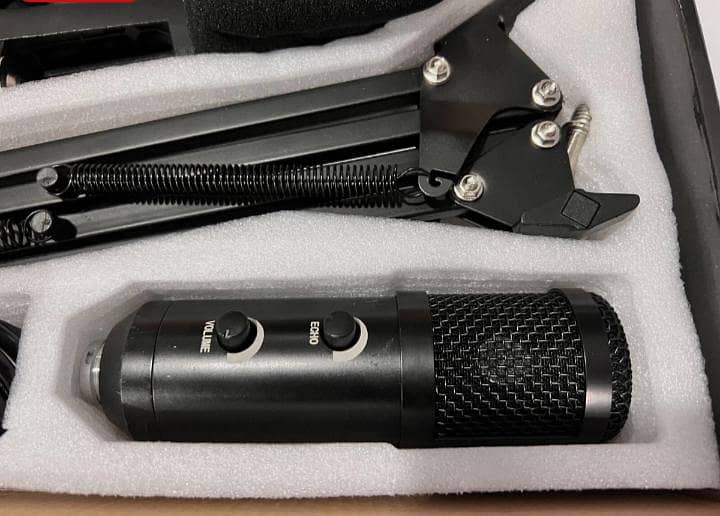 professional studio microphone 1