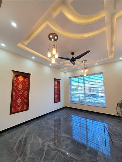14 Marla Tile Flooring Upper Portion All Facilities ORIGINAL PICTURES G-13