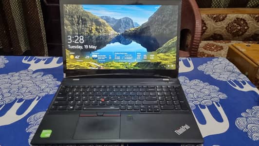 Lenovo i7 7gen 8/256
