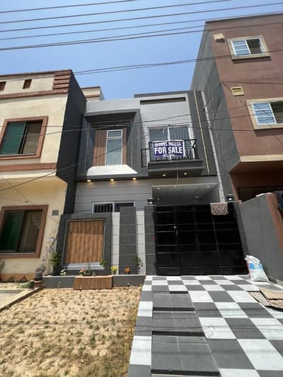 3 marla model house for sale in juiblee town block C