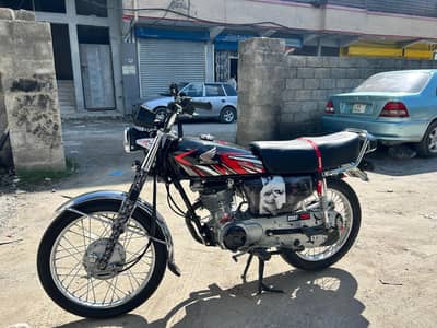 Honda 125 23/24 model double Saman number ni laga