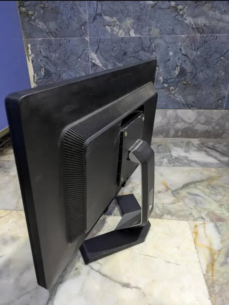HP LCD screen for computer  4