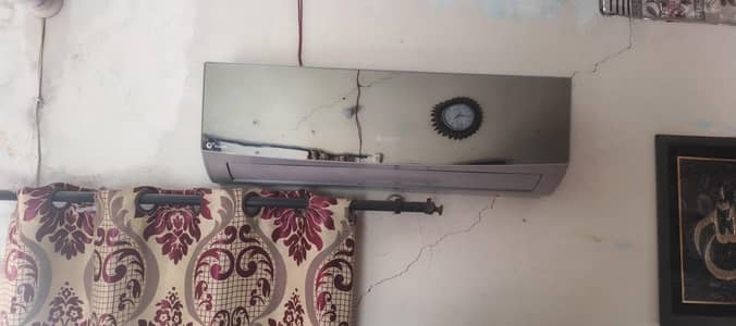 Gree Inverter 1 Ton