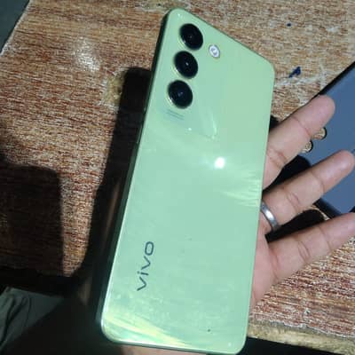 Vivo Y100