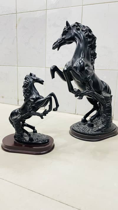 Luxury Black horse Showpiece For Sale