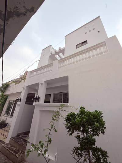 BEAUTIFULLY FINISHED 4 MARLA TRIPLE STOREY HOUSE FOR SALE NEAR LUMS
