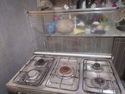 Best 5 stove beast  with oven Urgent sell serious buyers contact!!!!!