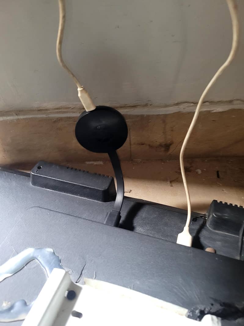 Led with Android Cast device 11