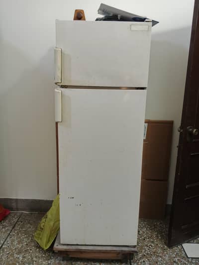 fridge for sale in good working condition