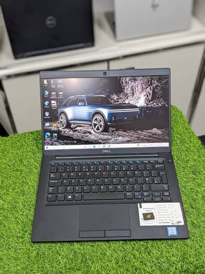 Dell Latitude 7390 – Intel Core i5 8th Gen – 8GB /256GB  – FHD Backli