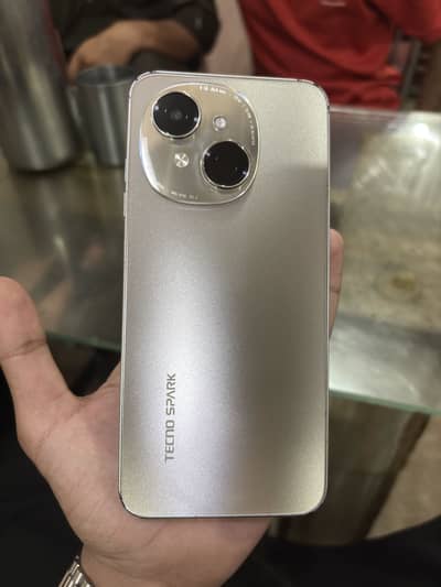 Tecno Spark Go 1