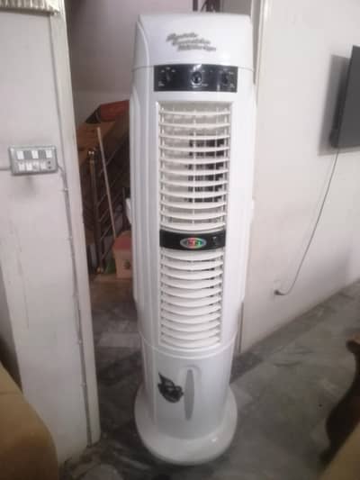 Slim tower air cooler / Good condition