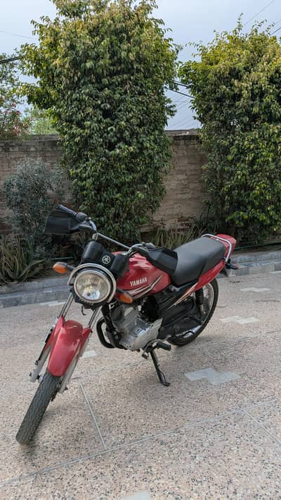 Yamaha YB 125Z