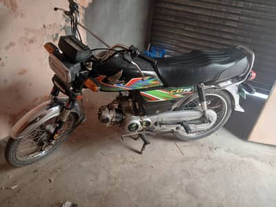 genuine cd 70   good condition   just buy  and ride
