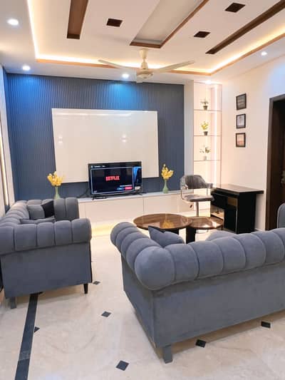 FULLY FURNISHED | PRIVATE ROOM | SELF CHECK-IN | NETFLIX
