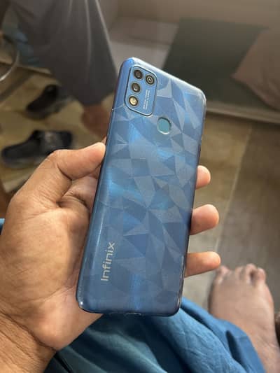 Infinix hot 11 play