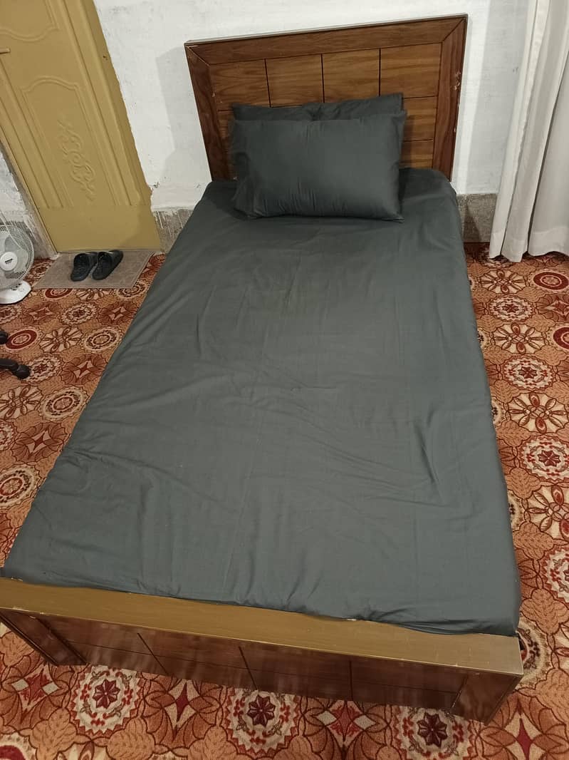 Single Bed 0