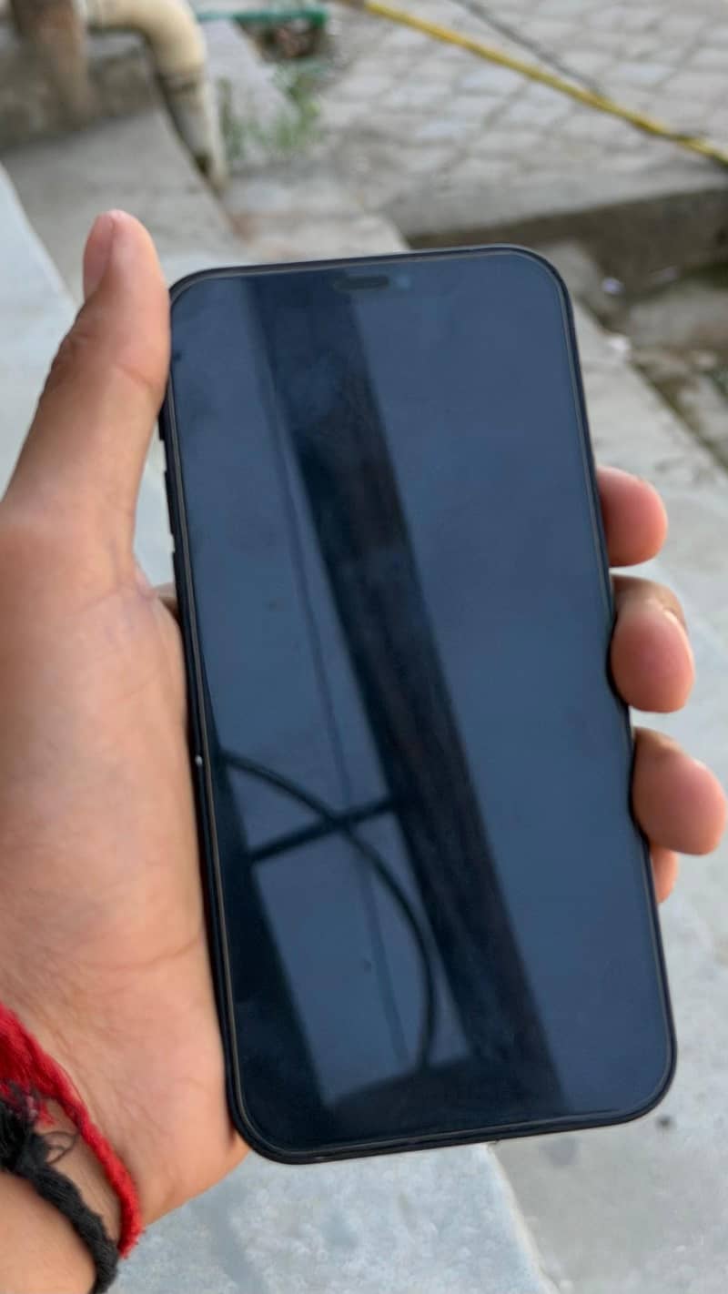 IPHONE 12 4
