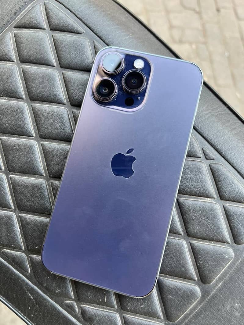 iPhone 14 Pro Max 0