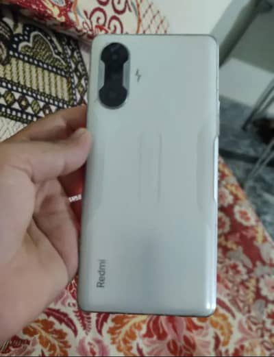 Redmi k40 gaming 12 256