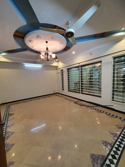 10 Marla Ground Floor All Facilities Available Meters Separate Available for rent in G-13/3