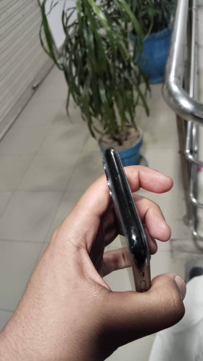 Iphone 11 pro 1