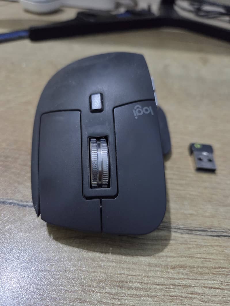 Logitech MX Master 3S Performance Wireless Mouse with Darkfield Sensor 0
