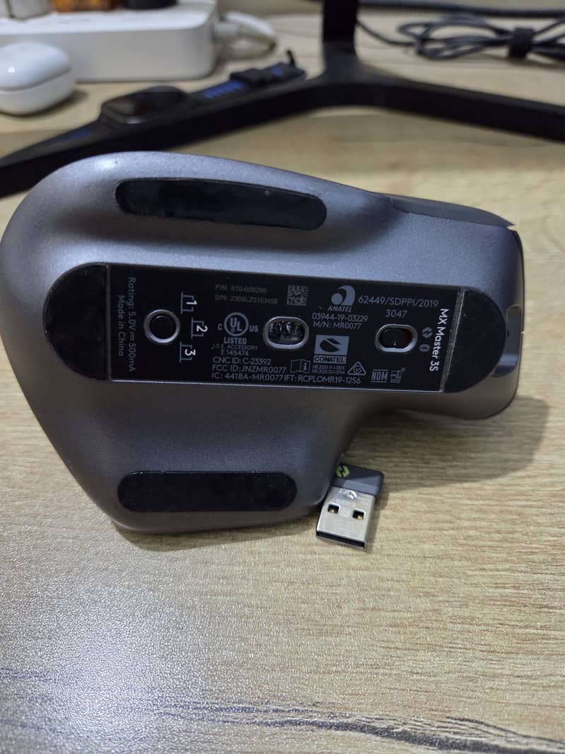 Logitech MX Master 3S Performance Wireless Mouse with Darkfield Sensor 2